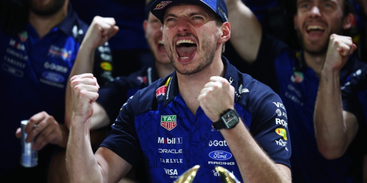 Jolyon Palmer ziet terugkerend patroon bij Max Verstappen: 'Hij komt er telkens mee weg’