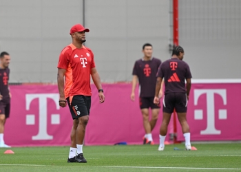 Vincent Kompany (40) zakt plotseling in elkaar tijdens training Bayern München