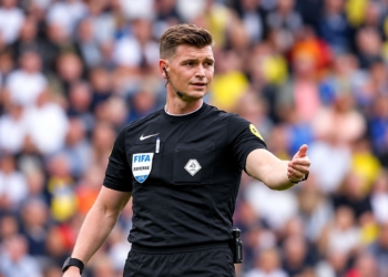 Nieuwe beelden PSV-Heerenveen zorgen voor verbijstering over Joey Kooij