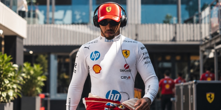 Samenwerking tussen Lewis Hamilton en Ferrari staat onder druk