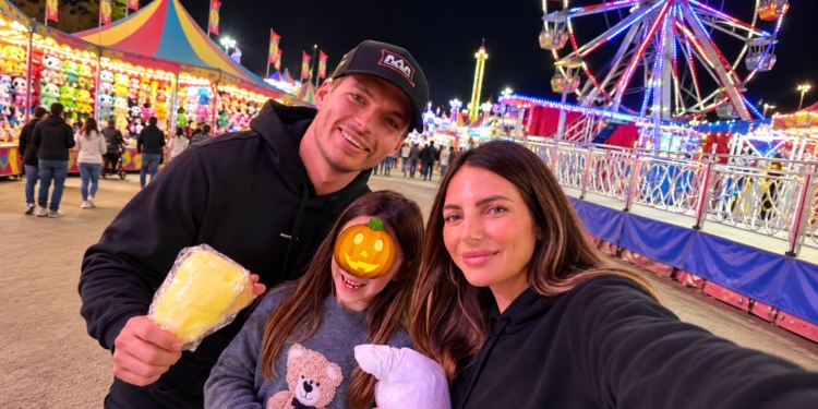 Kelly Piquet deelt bijzondere beelden van Max Verstappen en Penelope