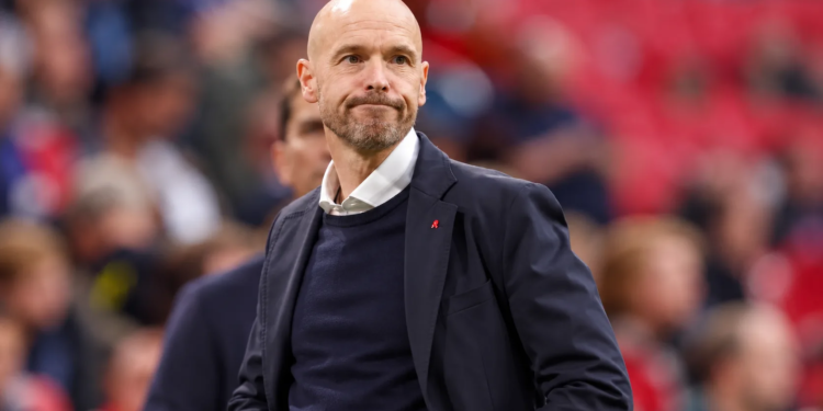 Erik ten Hag: ontslag bij Bayer Leverkusen was “heel cru” na twee wedstrijden