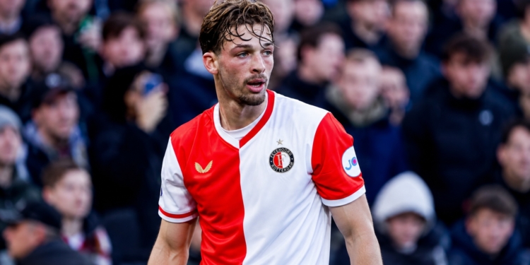 Feyenoord wint Champions League-duel, maar vreest blessure van Luciano Valente